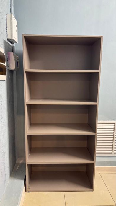 Продается полка . Высота 2м