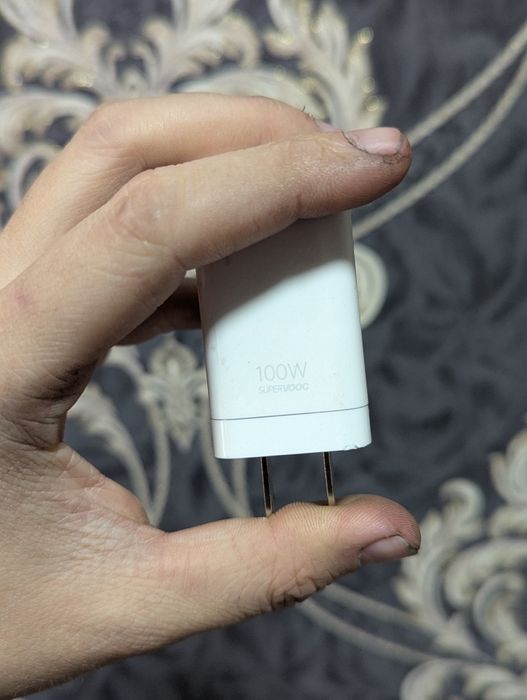 Realme 11 pro plus 5g 12+12 24/256gb kar dok Full  sotiladi