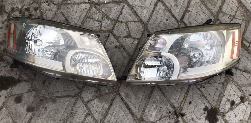 Фары Тойота Альфард, кузовщина