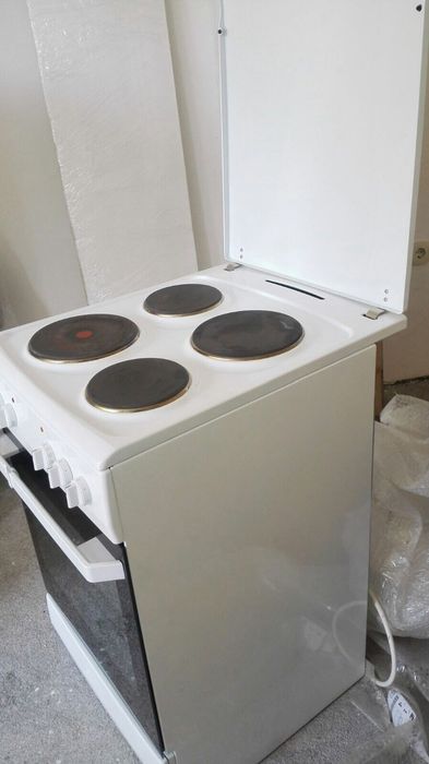 Електрическа печка Hansa fcew 59009