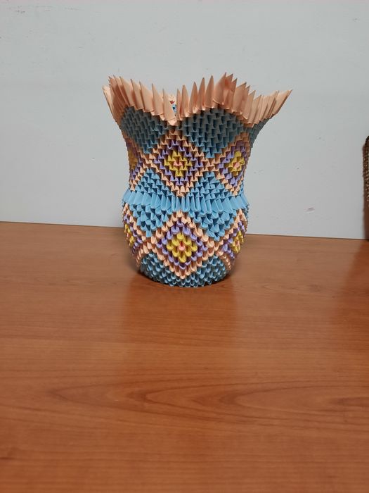 Lebada/chitara/vaza din origami 3d