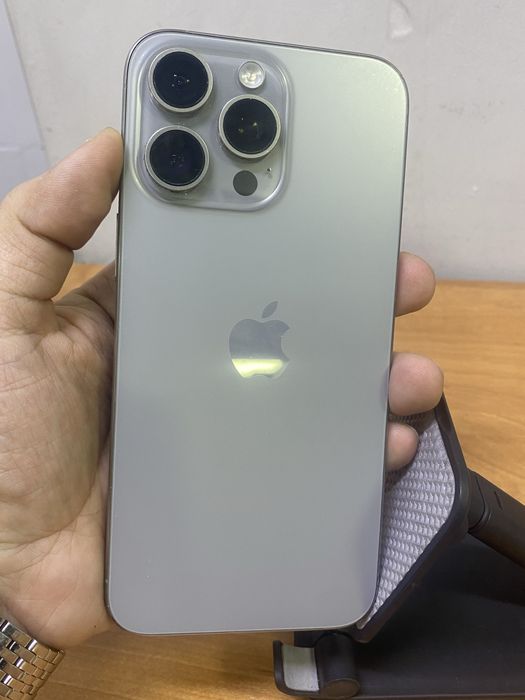 Iphone 15 pro max 512gb e sim акб 80