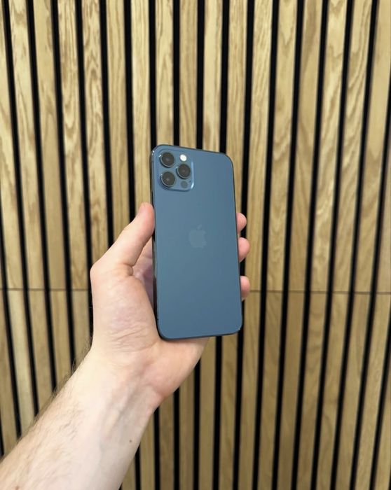 Продам Айфон 12 Pro 128gb