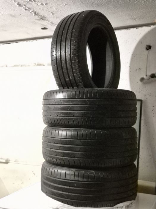 Vând 4 cauciucuri de vară Hankook