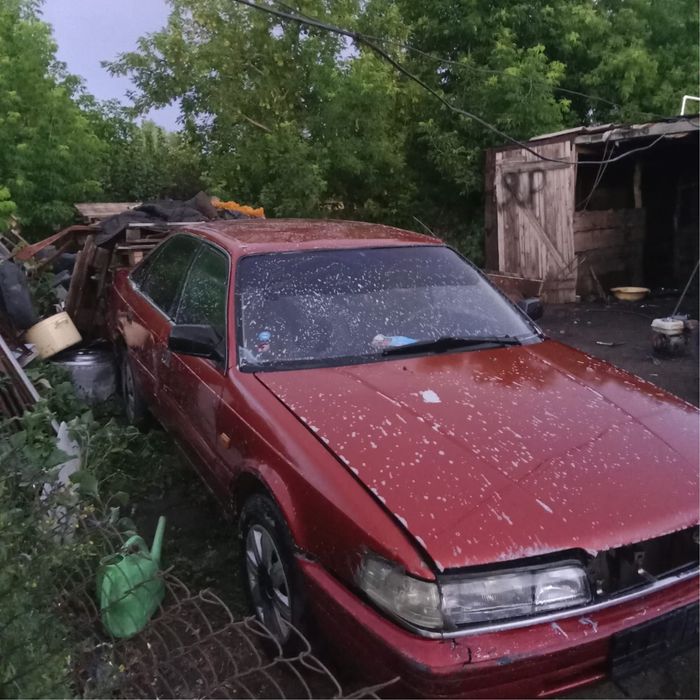 Мазда 626 1.8 бинзин