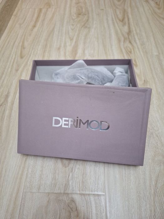 Продам кожаные туфельки