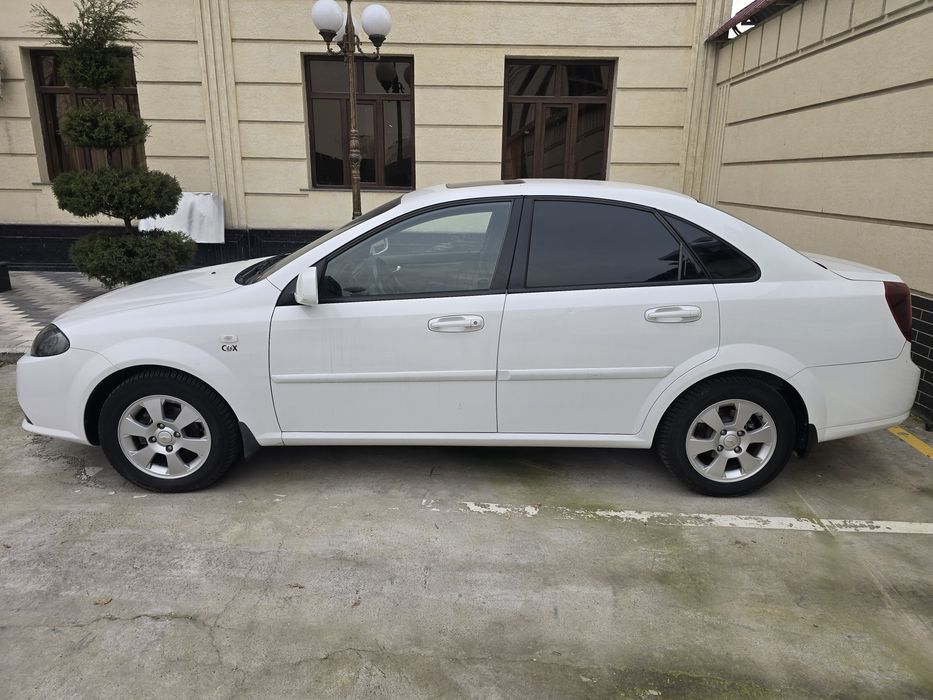 Gentra, ухоженная, чистая.