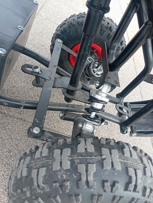 Продаётся детский квадроцикл до 60 кг