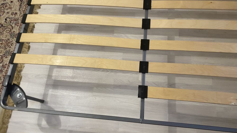 Продам кровать 160*200