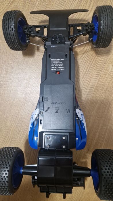 Vând masinuta cu telecomanda