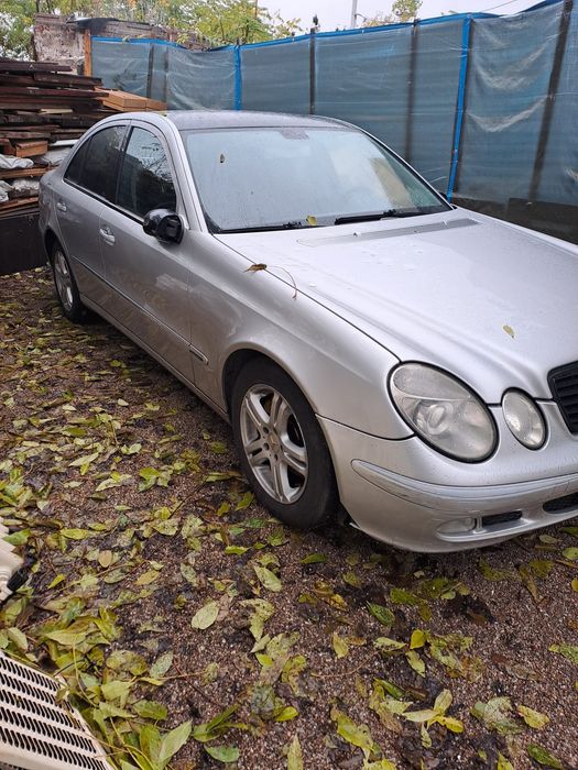 MERCEDES-BENZ E-Class 2004 — imagine 4