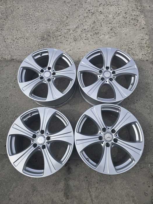 Jante aliaj originale r18 pt Mercedes C si E