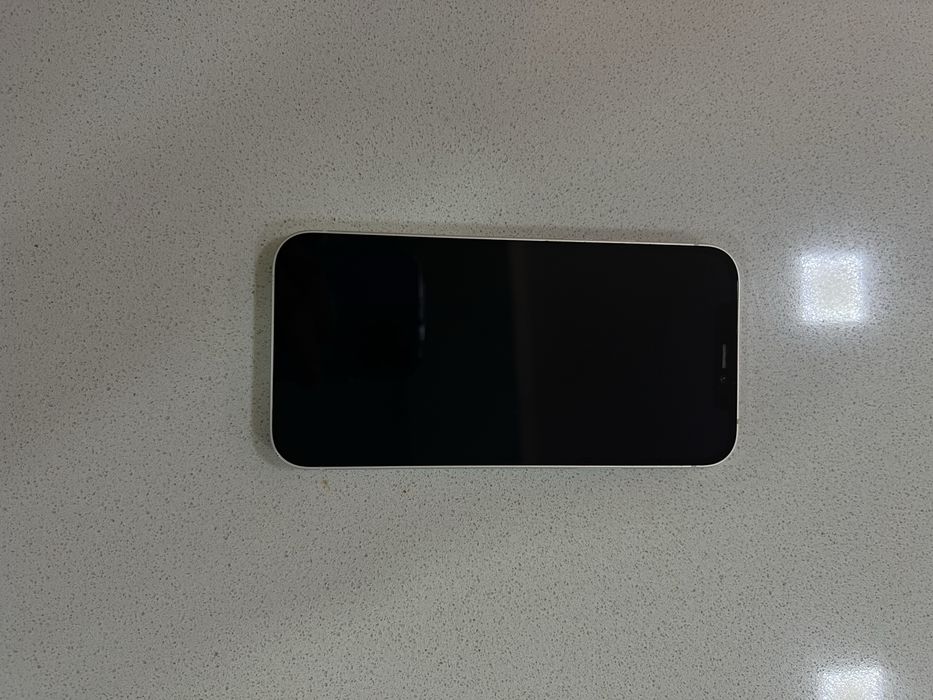 Iphone 12 impecabil