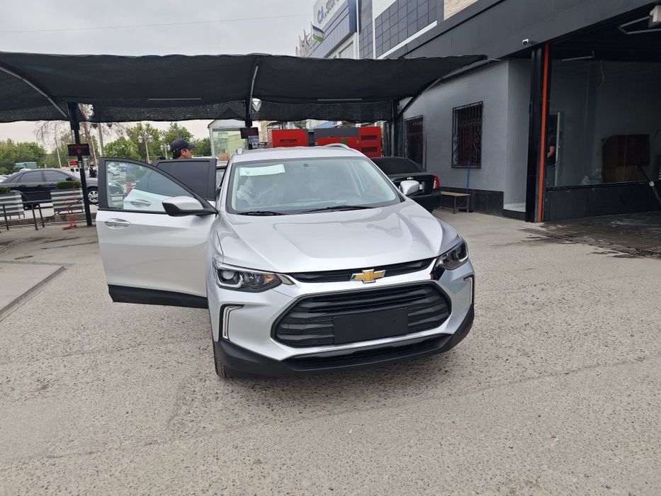 • Chevrolet Tracker 2 LTZ PLUS