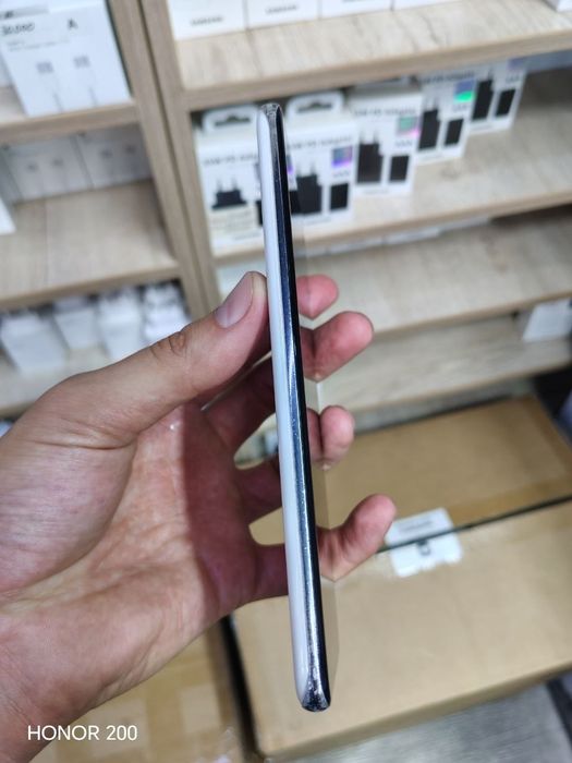 Samsung s20 pilus 8/256