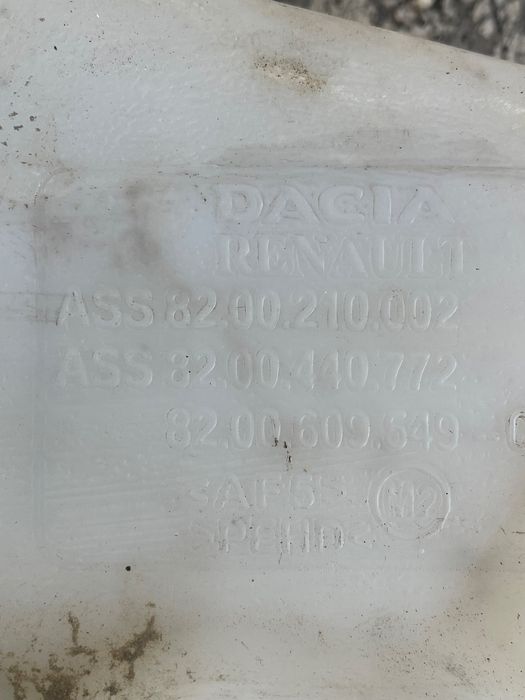 Vas Lichid De Spalare Parbriz + Pompita Dacia Duster 2010 - > 1.5Dci