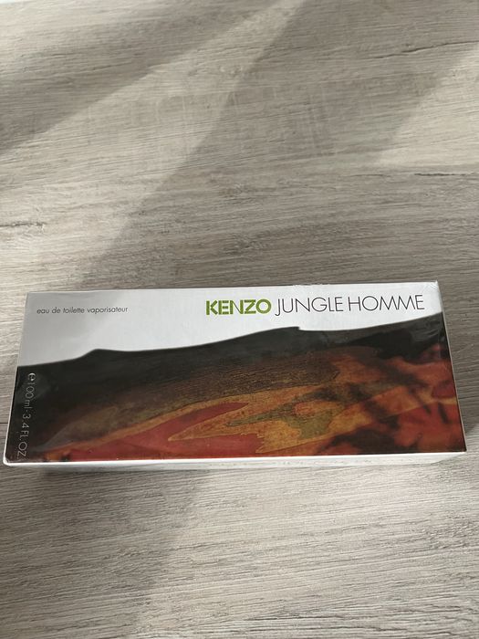 Парфюмированная вода Midnight oud