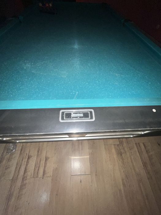 Билярдна маса 9 фута