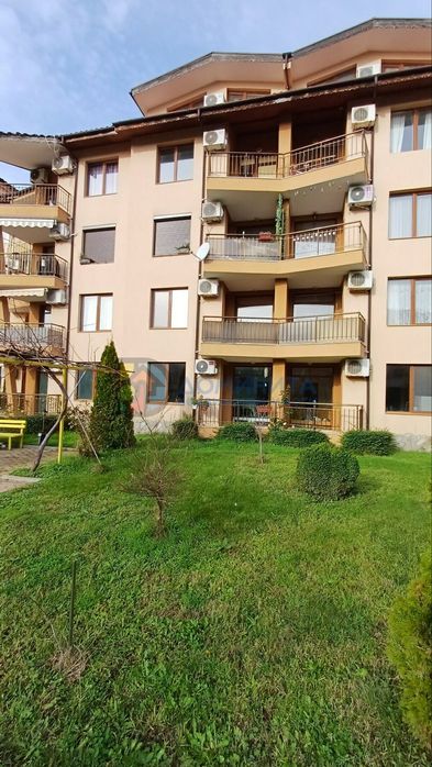 Продава се Едностаен апартамент в Царево - 47 кв.м за 597 €/кв.м - Снимка #12