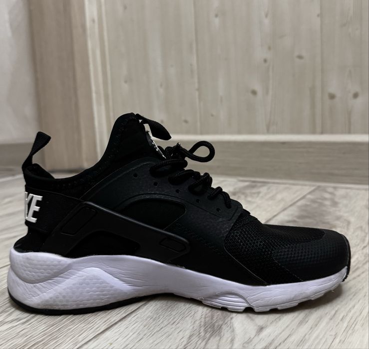 Nike кроссовки Air Huarache