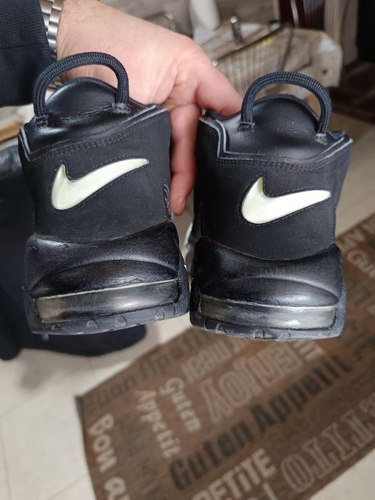 Adidas Nike A I R More uptempo