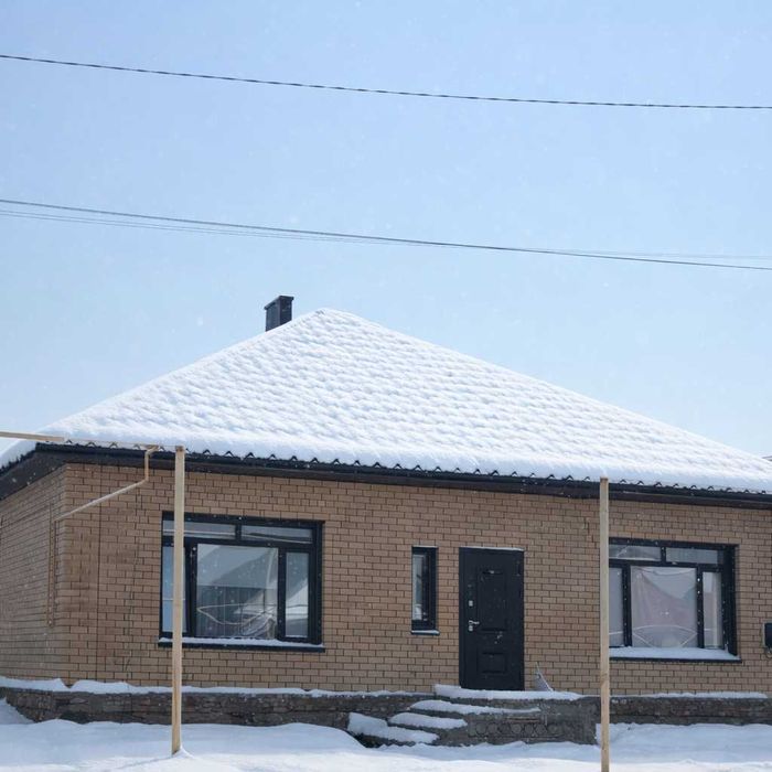 продам новый уютный дом в жилом массиве Дружба