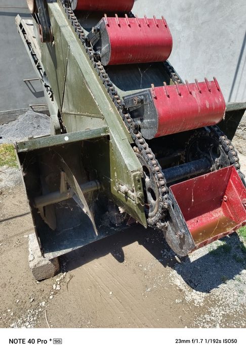 Paxta va donli mahsulotlar uchun lenta transportyori**