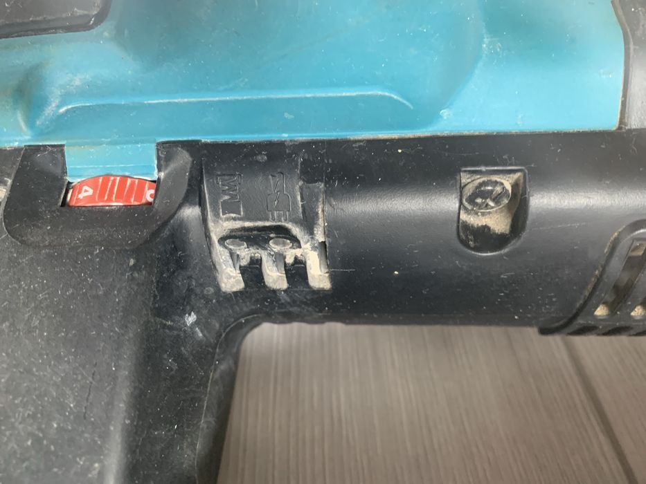 Makita перфоратор отбойник