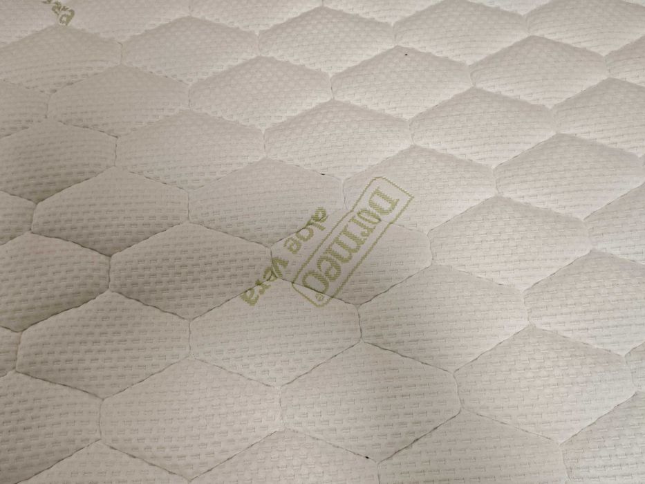 Vand saltea Dormeo Aloe Vera Memory Plus 18 cm 90x190 + pat inclus