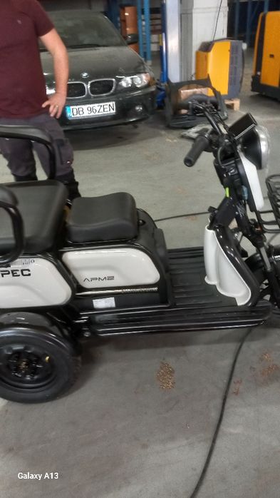 Tricicleta electrica