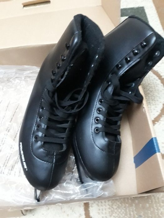 Коньки фигурные черные р 40