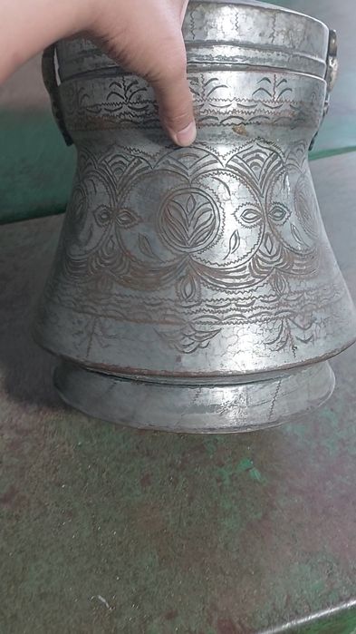 Мис челак сотилади