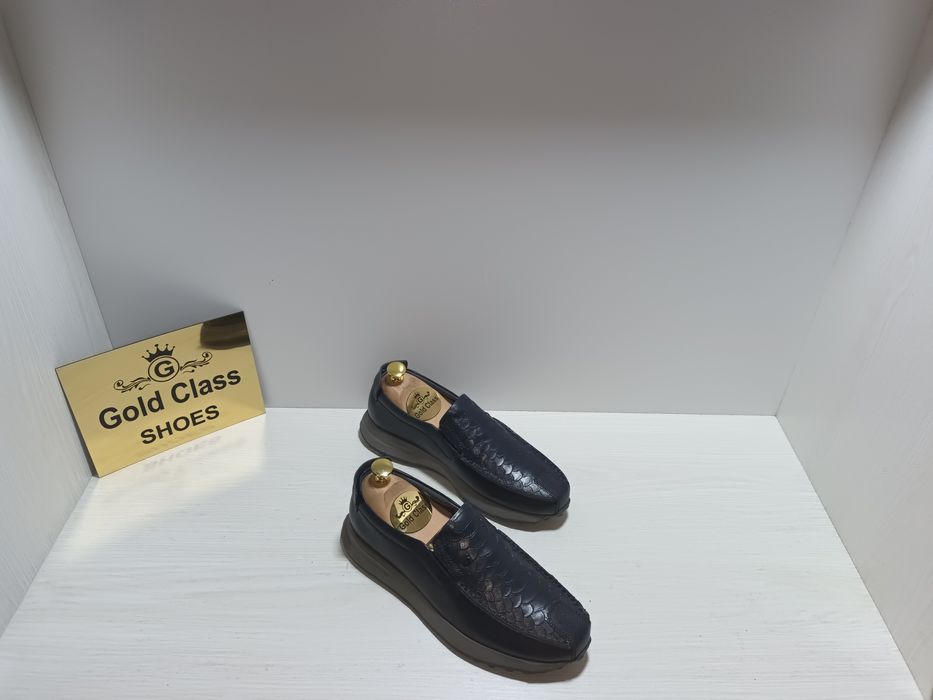 Klassik erkaklar poyabzali