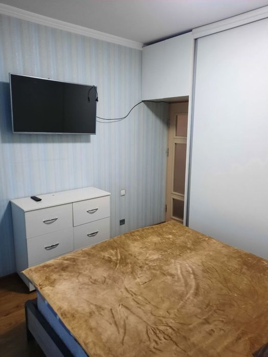 Сдаю Свою трёхкомнатную квартиру массив Панельный