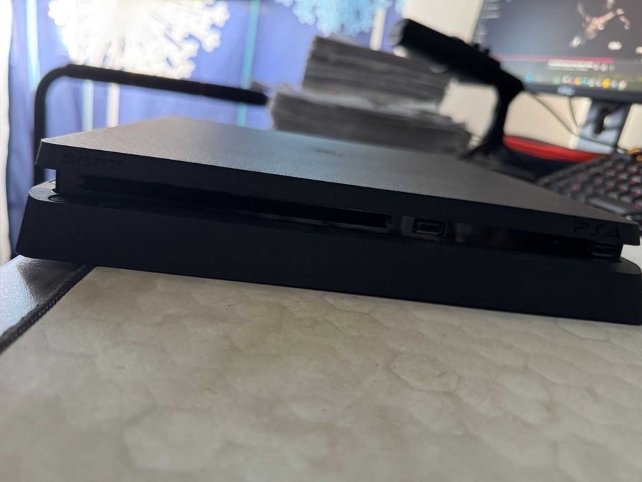 PS4 - stare excelenta, 500gb, Sectorul 6, Bucuresti. cu 2 JOCURI incluse