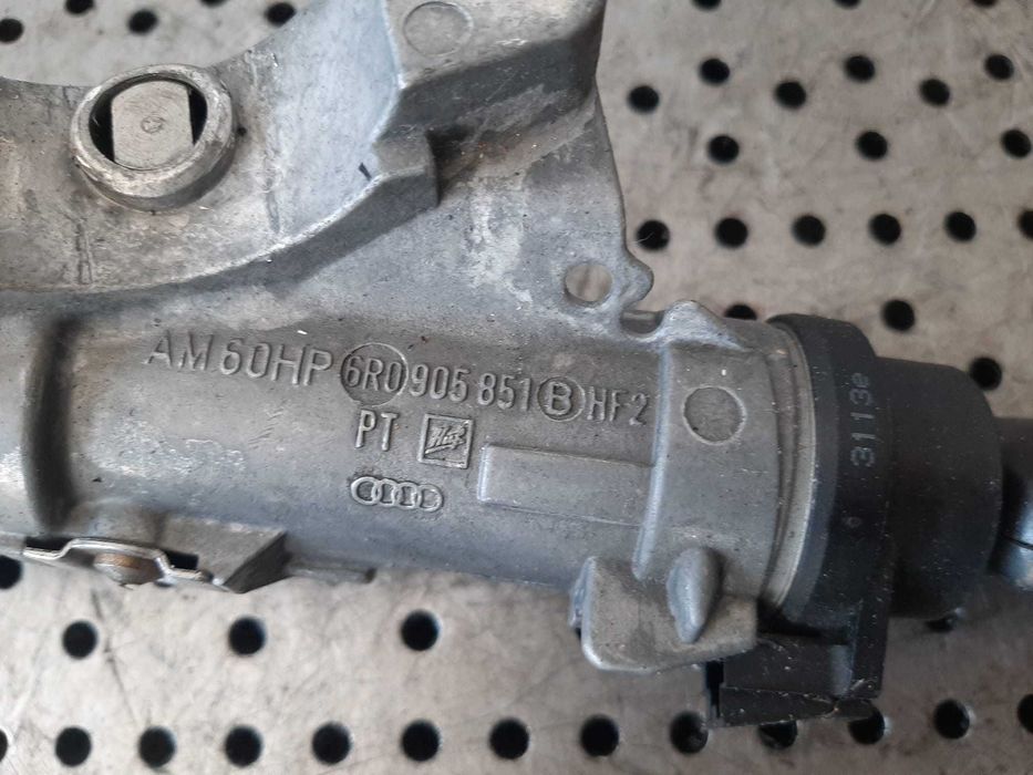 contact auto cu cheie vw polo 6r  6r0905851b