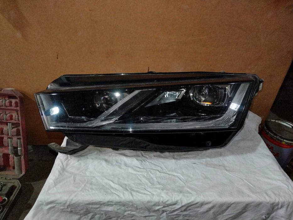 far stanga full led octavia 4