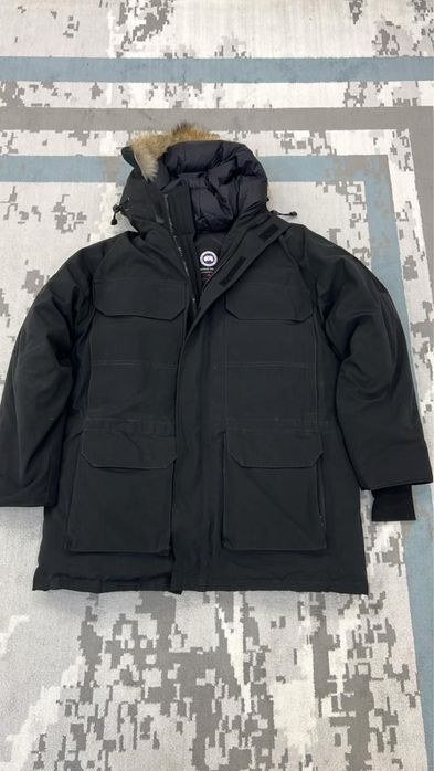 Пуховик canada goose 52-54 размер