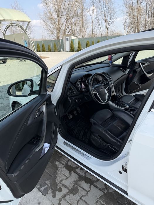 Opel Astra J 1.7 CDTI