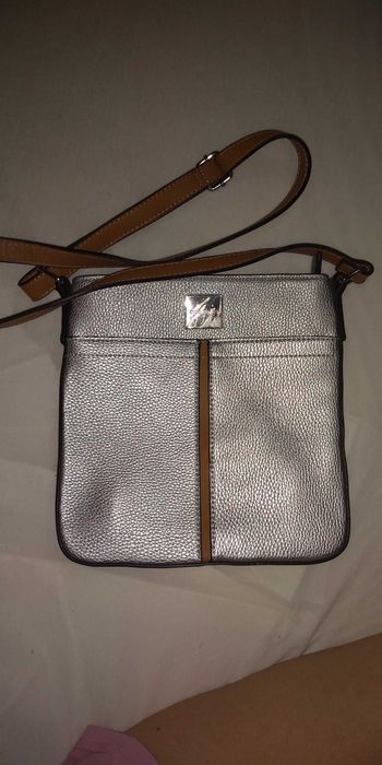 Poseta/ Geanta Principles Debenhams UK, argintiu-bej, bareta lunga