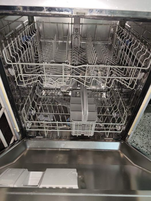 Съдомиялна машина Бош