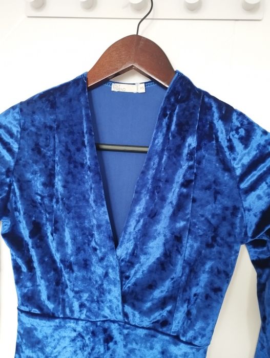 Кадифена рокля- като нова