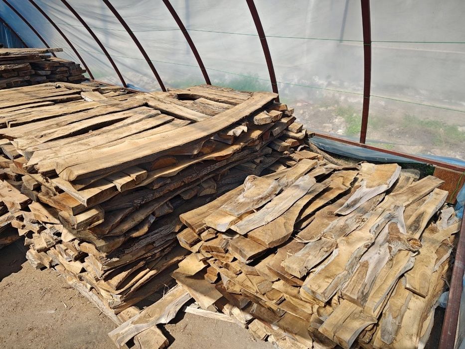 Тахта ёнгок куритилган