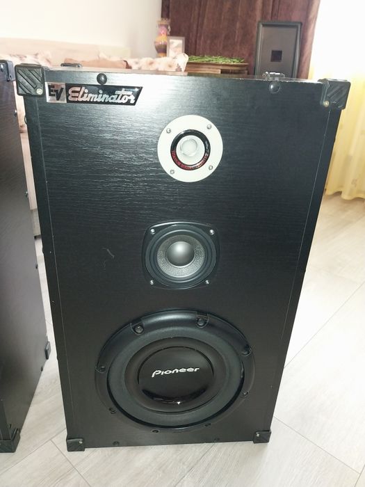 Boxe pe 3 cai cu filtre sunet