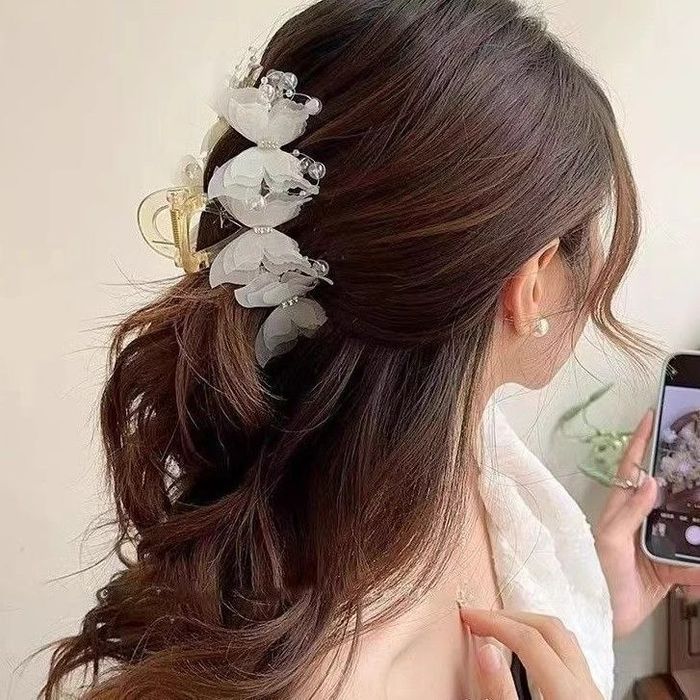 Chiroyi bilan kafolatlanadi