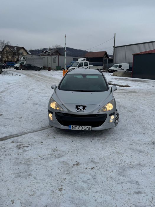 Peugeot 308 din 2009 1.6diesel - ambreiaj NOU(factura)