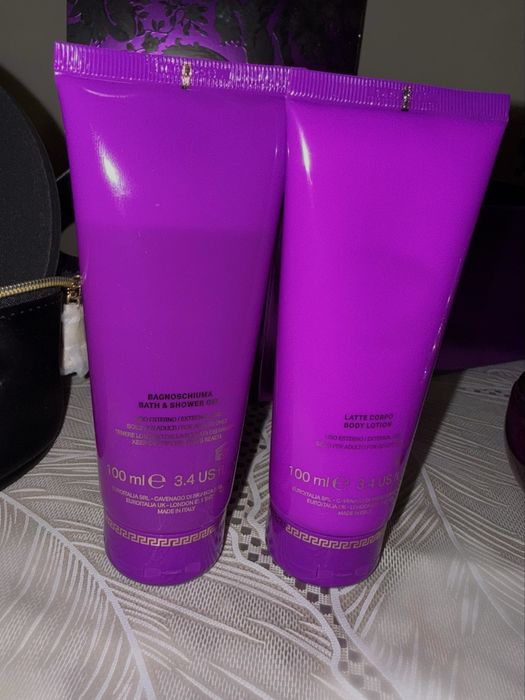 Подаръчна кутия Versace Pour Femme Dylan Purple