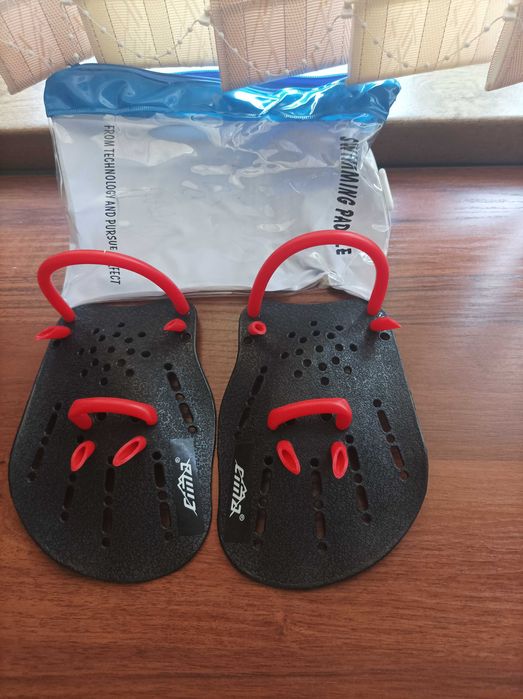 Ласты, лопатки,колобашка для плавания