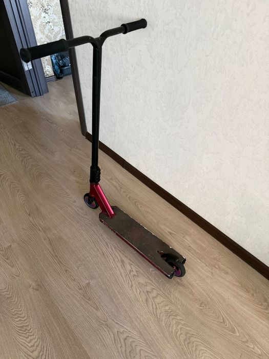 Трюковой самокат Chilli Pro Scooter — в хорошем состояни