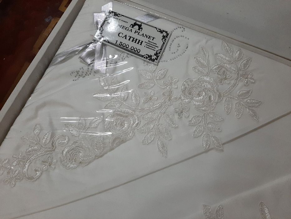 Noviy turetskiy postelniy belyo